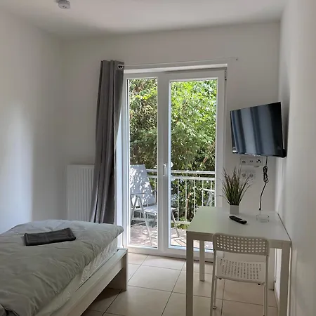 Appartement Modernes Mit 7 Schlafzimmern Und Balkon