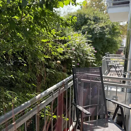 Appartement Modernes Mit 7 Schlafzimmern Und Balkon *